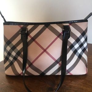 Classic Burberry Nova Check Bag Authentic